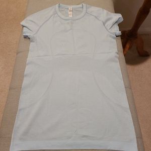 Lululemon Swiftly Tech Short Sleeve (Sz 6)